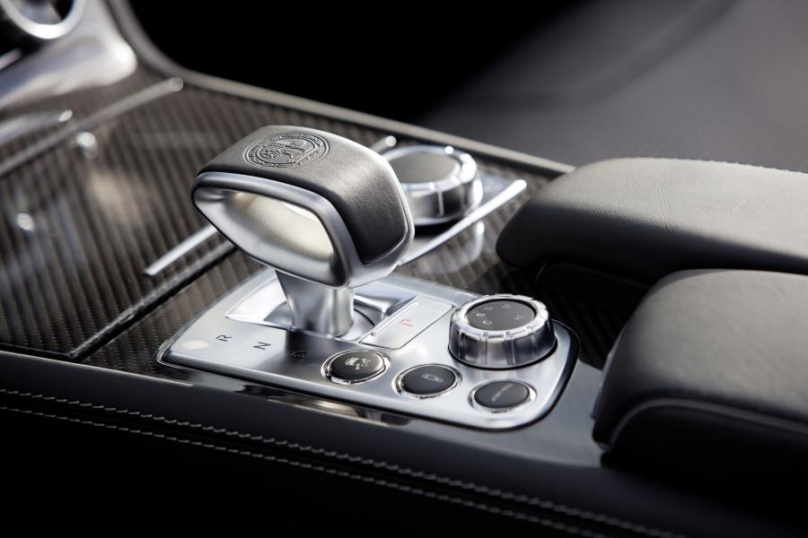  Mercedes-Benz SL63 AMG 2012 года  (фото 2 из 69)